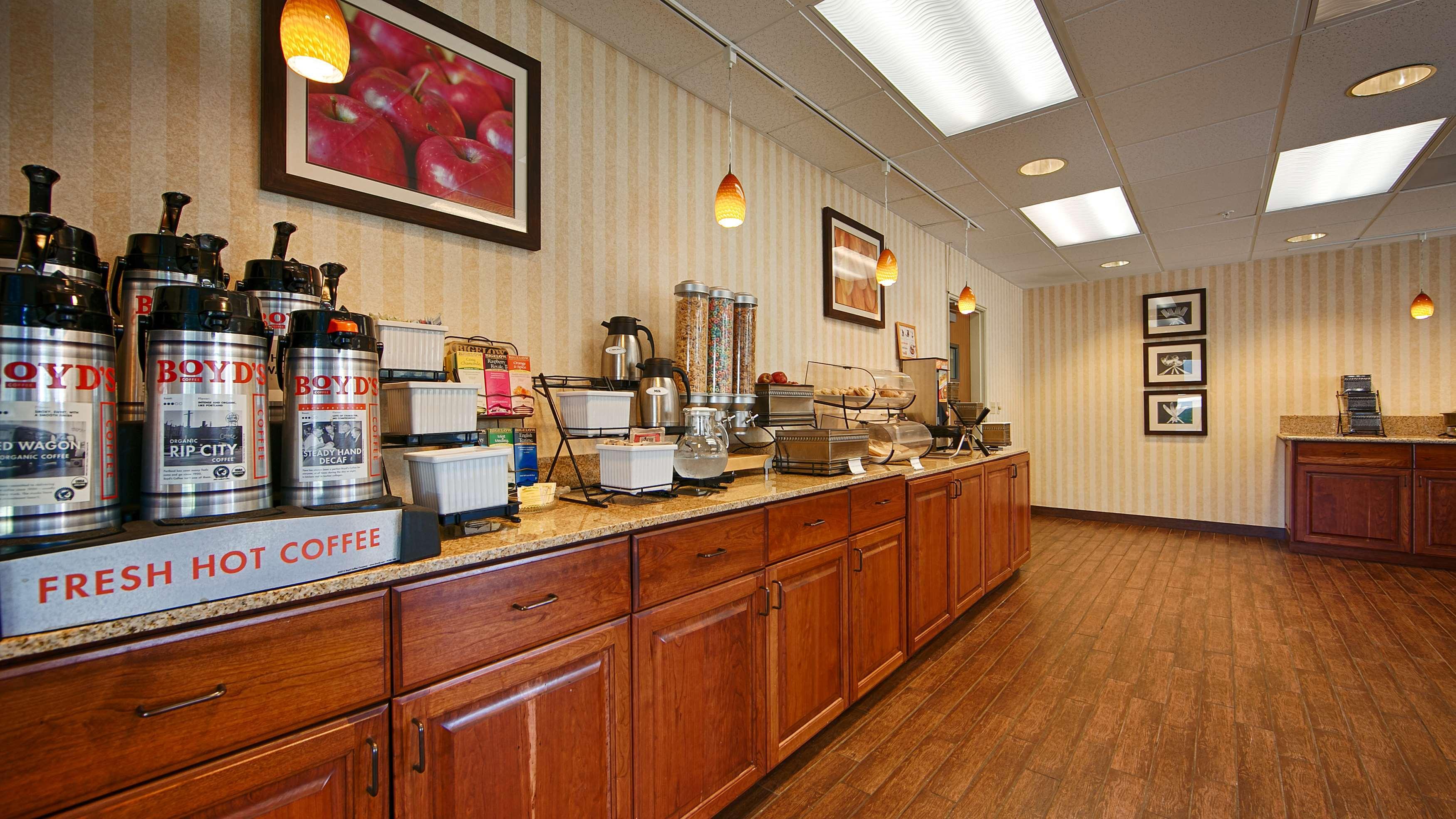 Best Western Plus Rama Inn & Suites La Grande Buitenkant foto